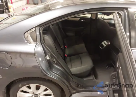 2015 Subaru Legacy 2.5I Premium из США, поврежденный, VIN 4S3BNBF69F3064076